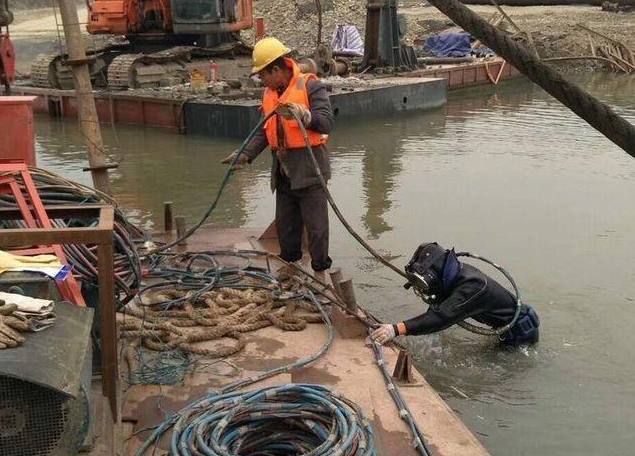 钦州潜水封堵打捞